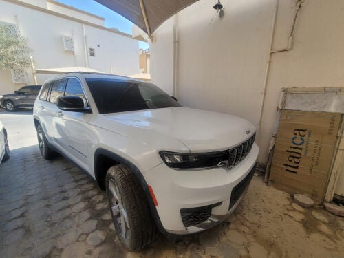 Jeep Grand Cherokee 2021 — MzadQatar