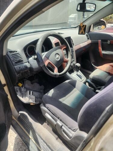 Chevrolet Captiva 2012 — MzadQatar