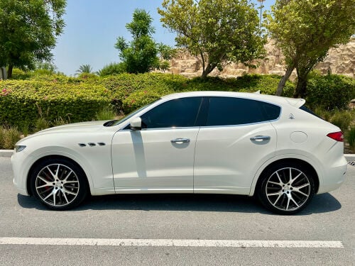 Maserati Levante 2017 — MzadQatar