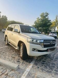 Toyota Land Cruiser 2013 — MzadQatar