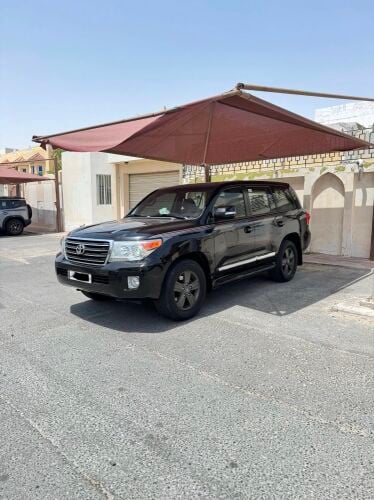 Toyota Land Cruiser 2012 — MzadQatar