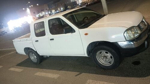 Nissan Pickup 2009 — MzadQatar