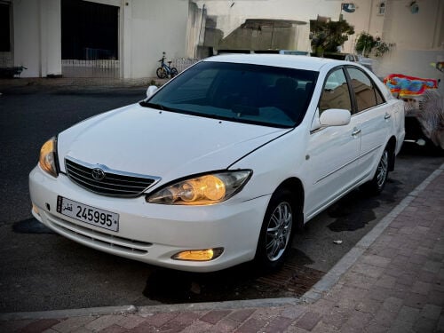 Toyota Camry 2004 — MzadQatar